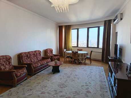 Kirayə 4 otaqlı mənzil, 200 m², İçəri Şəhər: 1 500 ₼/ay 3