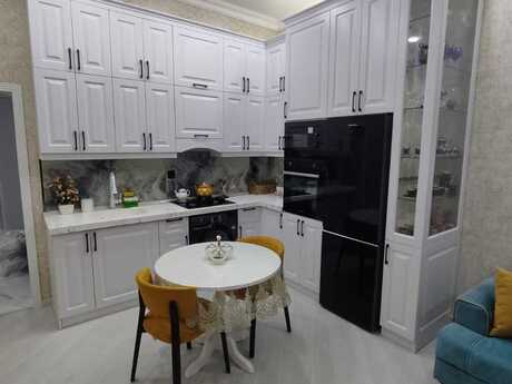 3-room apartment for rent, 80 m², Elmlər Akademiyası: 1 000 ₼/mo 3