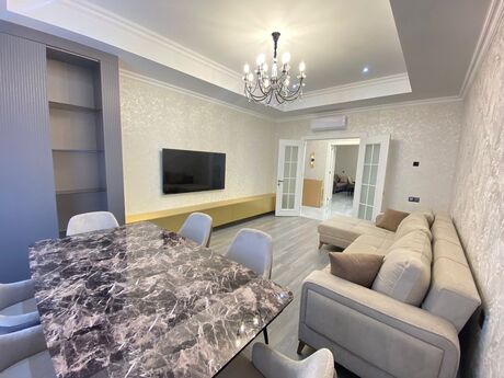 Kirayə 4 otaqlı mənzil, 170 m², Ağ şəhər: 2 500 ₼/ay 2