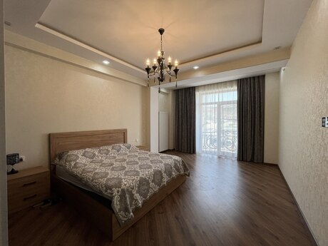 4-комнатная квартира, 167 м², Bayıl: 355 000 ₼ 4