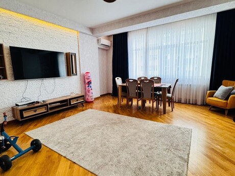 3 otaqlı mənzil, 120 m², Qara Qarayev: 350 000 ₼ 2