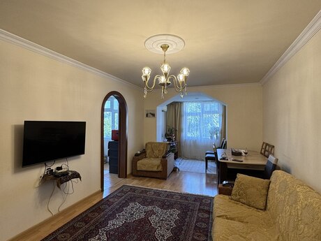Elan №6326117 - Bakı, Elmlər Akademiyası m., 2 otaqlı, 50 m², 5/5 mərtəbə