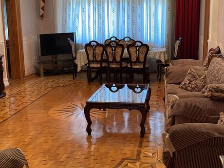 6 otaqlı köhnə tikili - Nəriman Nərimanov m. - 200 m²