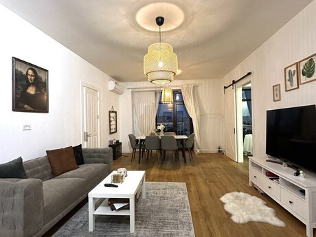 Kirayə 2 otaqlı mənzil, 100 m², 8 Noyabr: 1 300 ₼/ay 2