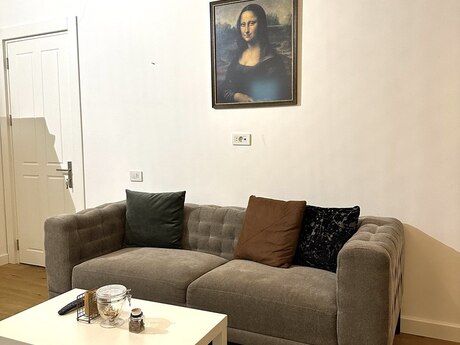 Kirayə 2 otaqlı mənzil, 100 m², 8 Noyabr: 1 300 ₼/ay 5