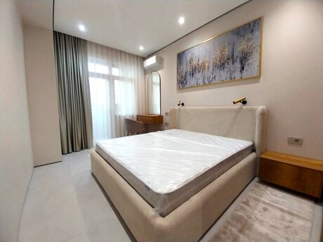 3-комнатная квартира, 110 м², 28 May: 418 000 ₼ 3