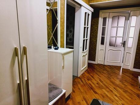 Kirayə 3 otaqlı mənzil, 110 m², 28 May: 999 ₼/ay 4