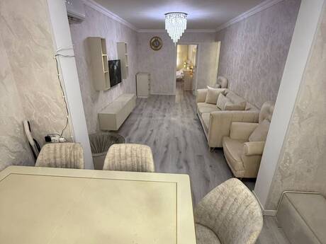 Neftçilərdə 2 otaqlı köhnə tikili mənzil satılır, 55 m², 161 000 AZN, şəkil 4 / 9