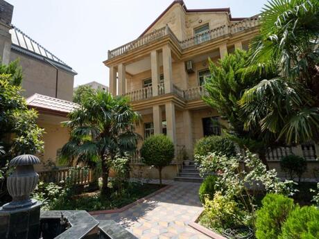 9 otaqlı həyət evi, 600 m², Bakıxanov: 850 000 ₼ 2
