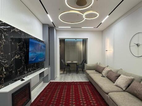 Elan №6326877 - Bakı, Memar Əcəmi m., 2 otaqlı, 55 m², 1/5 mərtəbə