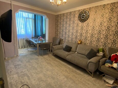 Elan №6327511 - Bakı, 20 Yanvar m., 2 otaqlı, 55 m², 3/5 mərtəbə