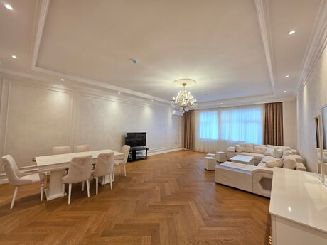 3 otaqlı yeni tikili - 28 May m. - 170 m²