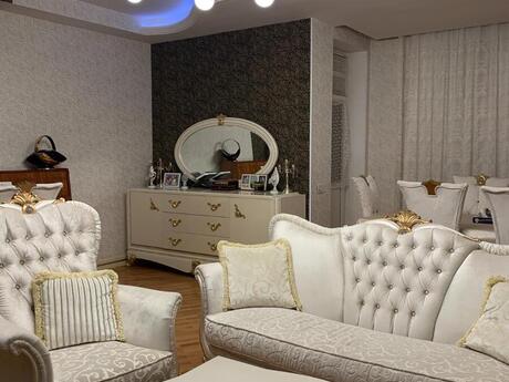 Kirayə 3 otaqlı mənzil, 160 m², 8-ci mikrorayon: 1 200 ₼/ay 2