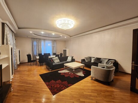 4 otaqlı mənzil, 212 m², Elmlər Akademiyası: 450 000 ₼ 5