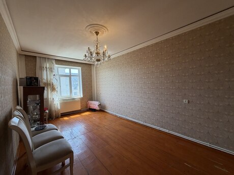 Elan №6327276 - Bakı, Bakıxanov q., 3 otaqlı, 75 m², 8/9 mərtəbə