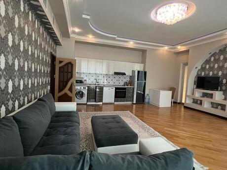 Elan №6327359 - Bakı, Elmlər Akademiyası m., 3 otaqlı, 125 m², 7/22 mərtəbə