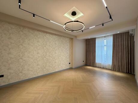 4 otaqlı mənzil, 175 m², 28 May: 720 000 ₼ 3