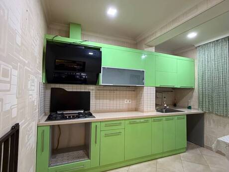 Elan №6327404 - Bakı, Memar Əcəmi m., 3 otaqlı, 85 m², 3/5 mərtəbə