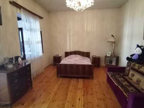 5 otaqlı həyət evi, 200 m², İnşaatçılar: 300 000 ₼ 2