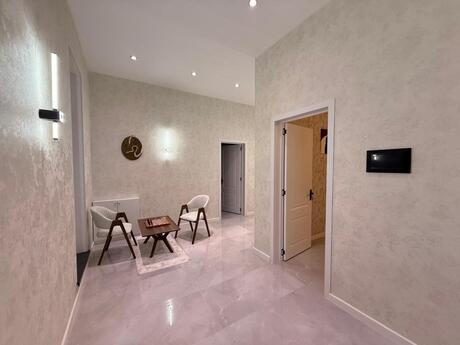 4 otaqlı həyət evi, 250 m², Xəzər: 290 000 ₼ 2
