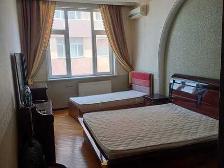 Elan №6327604 - Bakı, Gənclik m., 2 otaqlı, 130 m², 13/17 mərtəbə