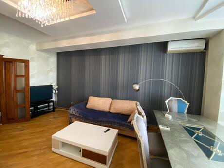 3 otaqlı mənzil, 125 m², Şah İsmayıl Xətai: 370 000 ₼ 3