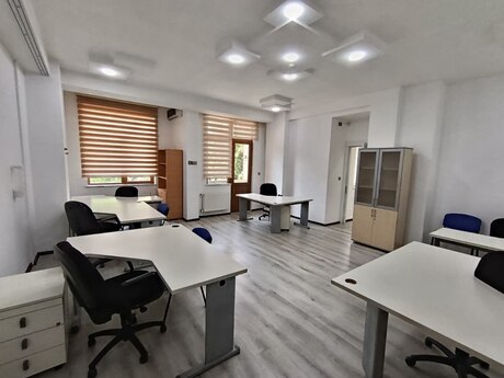 2-комн. офис - м. Низами - 70 м²
