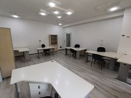 2-комн. офис - м. Низами - 70 м²