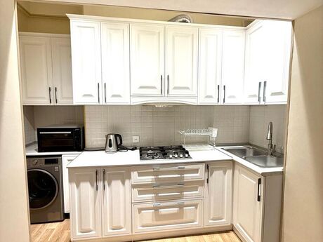 Elan №6327699 - Bakı, Nərimanov r., 3 otaqlı, 93 m², 6/18 mərtəbə