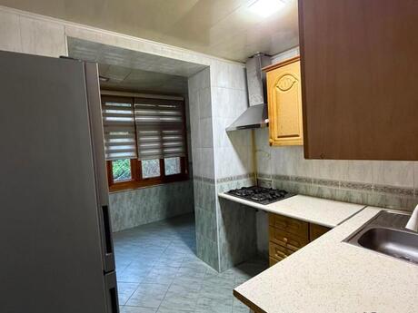 Elan №6327852 - Bakı, Elmlər Akademiyası m., 3 otaqlı, 85 m², 2/5 mərtəbə