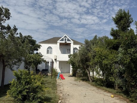5 otaqlı həyət evi, 200 m², Binə: 155 000 ₼ 3