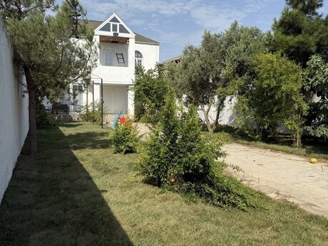 5 otaqlı həyət evi, 200 m², Binə: 155 000 ₼ 4