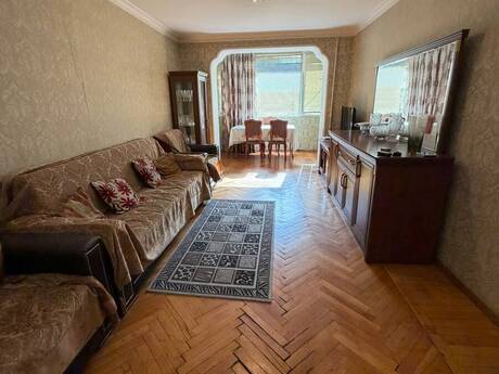 Elan №6328271 - Bakı, İnşaatçılar m., 3 otaqlı, 62 m², 2/5 mərtəbə