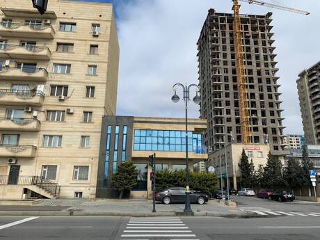 Elan №6328371 - Bakı, Ağ şəhər q., 12 otaqlı, 360 m²