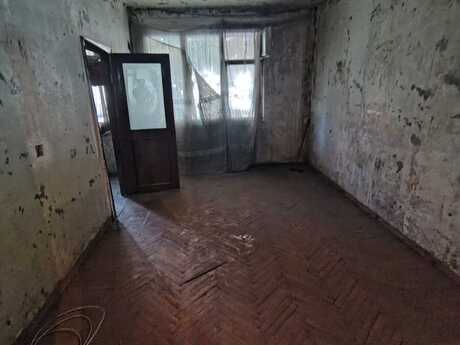Elan №6328351 - Bakı, Memar Əcəmi m., 2 otaqlı, 60 m², 1/5 mərtəbə