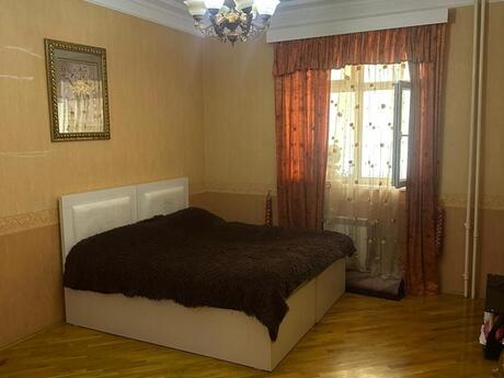 4 otaqlı mənzil, 135 m², İnşaatçılar: 325 000 ₼ 5