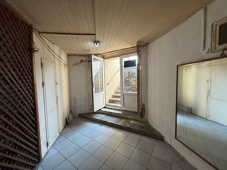 Elan №6328647 - Bakı, 28 May m., 400 m²