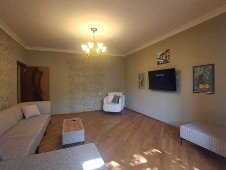 Объявление №6328762 - Баку, м. Элмляр Академиясы, 4-комн., 120 м², 3/4 этаж