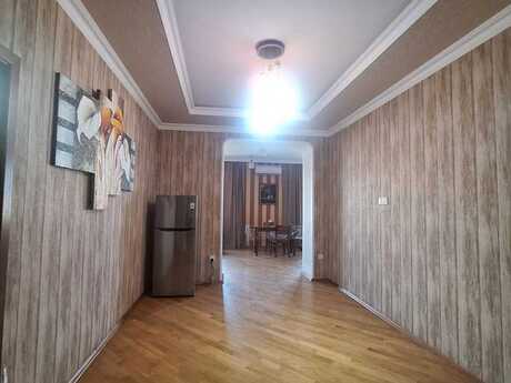 Kirayə 4 otaqlı mənzil, 120 m², Elmlər Akademiyası: 1 100 ₼/ay 3