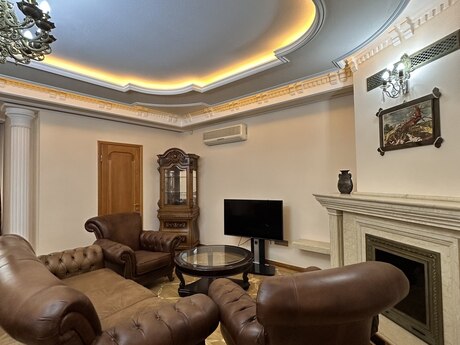 6-room apartment, 555 m², Nizami: 940 000 ₼ 4