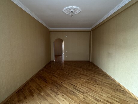3 otaqlı yeni tikili - İnşaatçılar m. - 120 m²