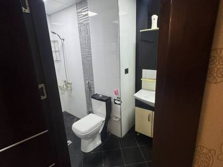 2-room apartment for rent, 70 m², Union Park: 750 ₼/mo 5