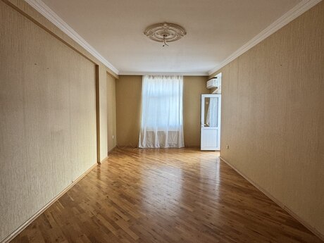 3 otaqlı yeni tikili - İnşaatçılar m. - 120 m²