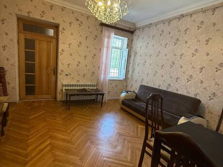 Elan №6329082 - Bakı, 28 May m., 2 otaqlı, 60 m², 3/3 mərtəbə