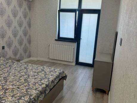 Аренда: 2-комнатная квартира, 75 м², Bakıxanov: 700 ₼/мес 4