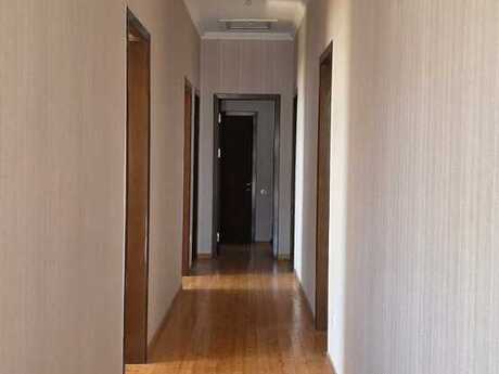 5 otaqlı həyət evi, 180 m², Novxanı: 250 000 ₼ 3
