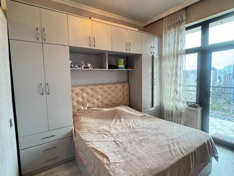 Elan №6329155 - Bakı, 28 May m., 1 otaqlı, 40 m², 12/18 mərtəbə
