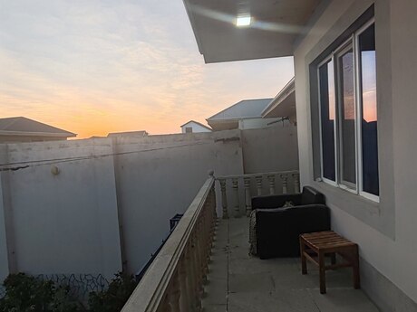 5 otaqlı həyət evi, 169 m², Hövsan: 150 000 ₼ 2