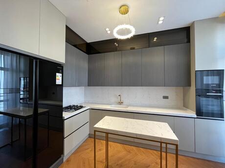3-комнатная квартира, 120 м², 8 Noyabr: 380 000 ₼ 5