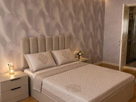 3-room apartment for rent, 135 m², 20 Yanvar: 1 200 ₼/mo 4